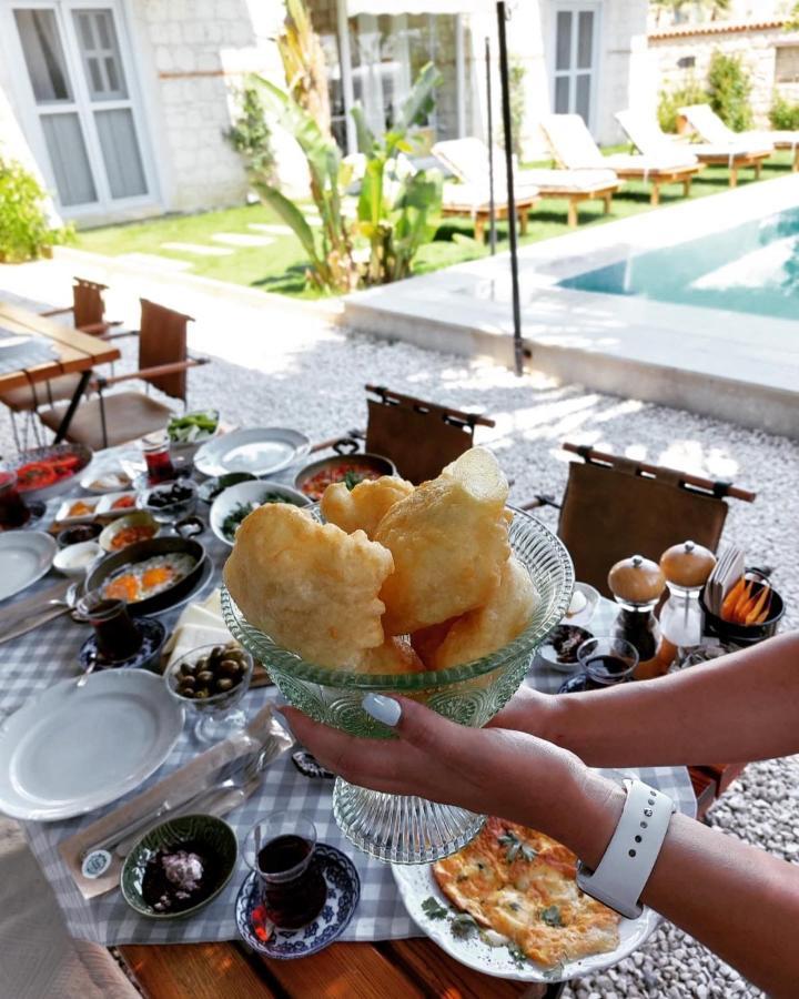 Evliyagil Hotel By Katre Alaçatı Buitenkant foto